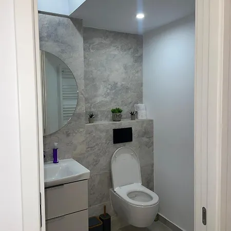 Fancy With 2br * Bucharest