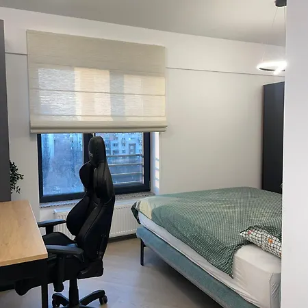 Fancy With 2br Apartment *