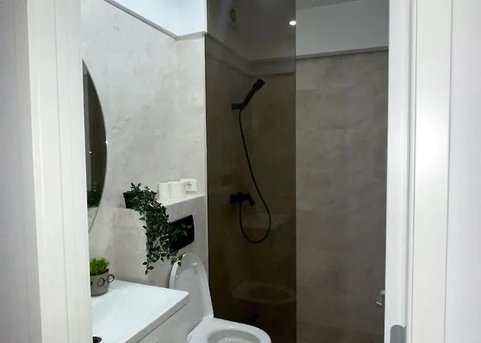 Fancy With 2br Apartment *